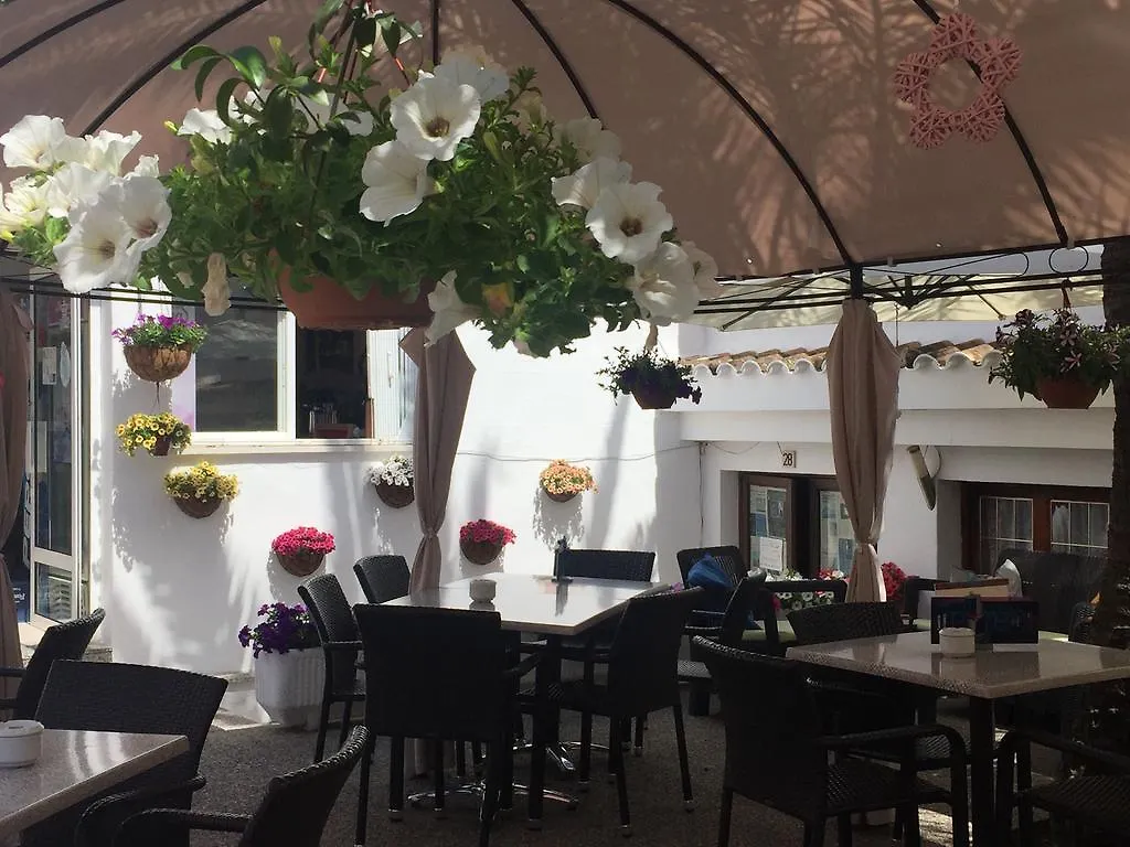 Hotel Antares Cala d'Or  0*, Cala d'Or (Mallorca)